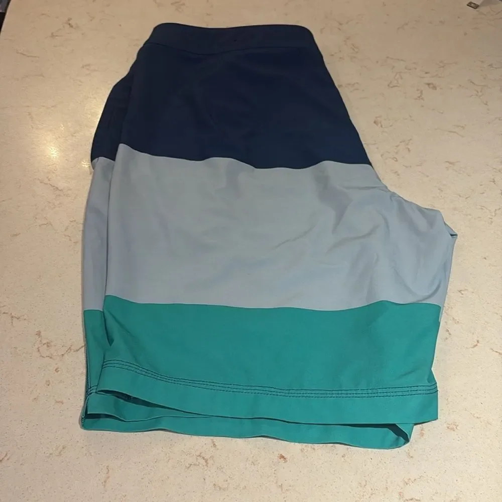 American Eagle Outfitters Blue and Gray Board Shorts SZ Xlarge